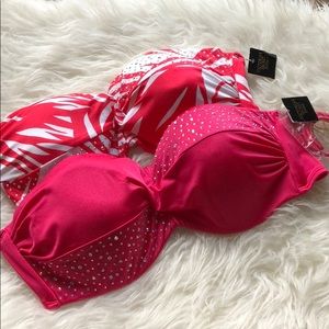 ❌❌ SOLD ❌❌ 36D Victoria’s Secret swim tops.